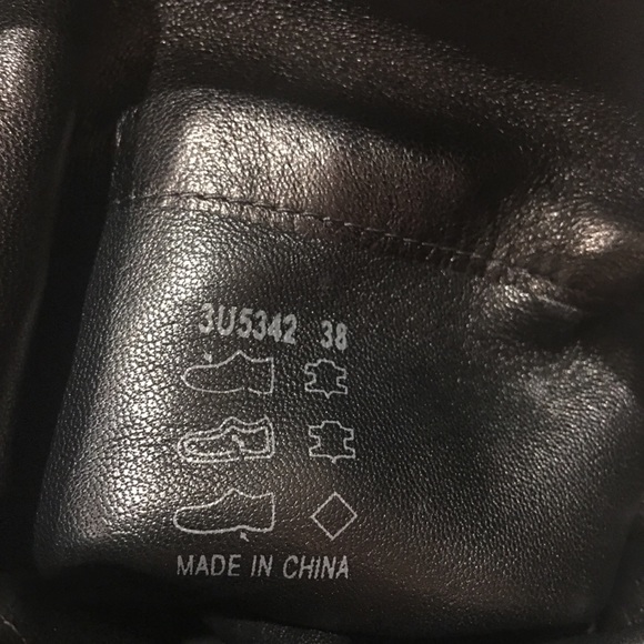 PRADA AUTHENTIC LEATHER BOOTS - Picture 7 of 7